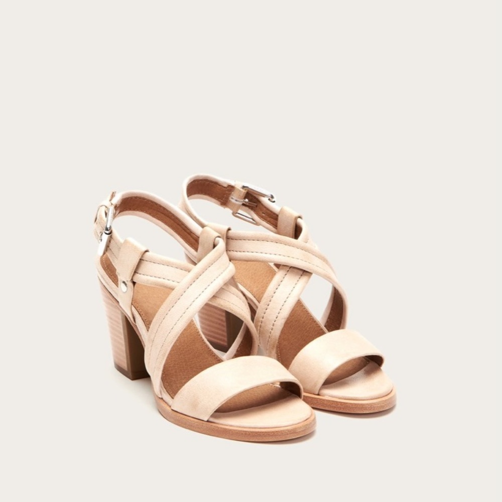 NEW • Frye • Dani Criss Cross Sandals Cream